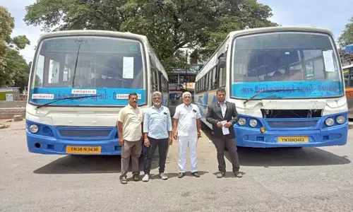 இழப்பீடு வழங்காததால் அரசு பஸ்கள் ஜப்தி