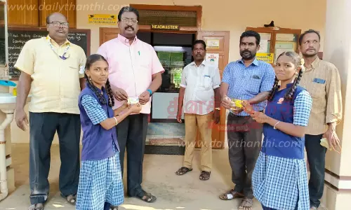 பள்ளி  மாணவ- மாணவிகளுக்கு  கட்டணமில்லா பஸ் பாஸ் வழங்கும் பணி தொடக்கம்