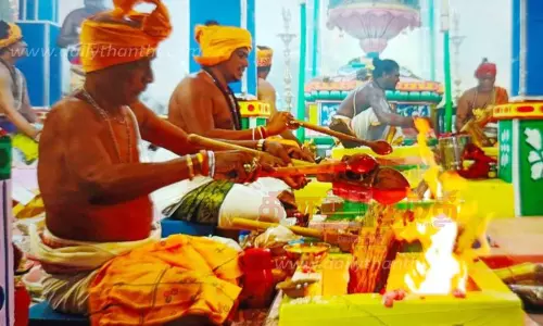 யாகசாலை பூஜையுடன் தொடங்கியது: காரைக்குடி கொப்புடைய நாயகி அம்மன் கோவில் கும்பாபிஷேகம்