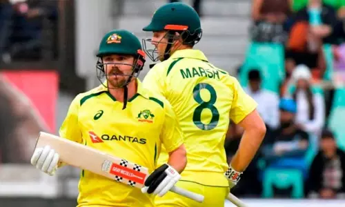 கடைசி டி20: தென் ஆப்பிரிக்க அணியை வீழ்த்தி தொடரை முழுமையாக கைப்பற்றியது ஆஸ்திரேலியா கடைசி டி20: தென் ஆப்பிரிக்க அணியை வீழ்த்தி தொடரை முழுமையாக கைப்பற்றியது ஆஸ்திரேலியா