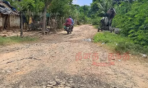 சேதமடைந்த சாலை சரிசெய்யப்படுமா?