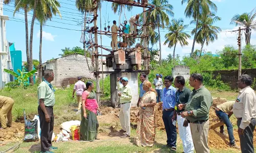 மின்மாற்றி பராமரிப்பு குறித்து ஊழியர்களுக்கு பயிற்சி