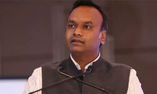 அனைவரையும் சமமாக பார்க்காத எந்த மதமும் மதம் அல்ல; அது நோய்தான் -  கர்நாடக மந்திரி பிரியங்க் கார்கே