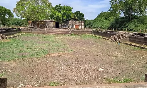 கண்ணாயிர முடையார் கோவில் குளம் சீரமைக்கப்படுமா?