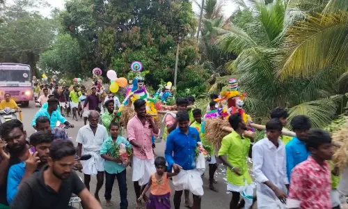 கூத்தபெருமாள் அய்யனார் கோவிலில் புரவி எடுப்பு விழா