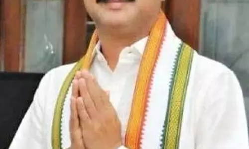 பெங்களூரு-சென்னை விரைவுச்சாலை பணி நிலம் கையகப்படுத்த கோலார் விவசாயிகள் குறுக்கீடு பெங்களூரு-சென்னை விரைவுச்சாலை பணி நிலம் கையகப்படுத்த கோலார் விவசாயிகள் குறுக்கீடு