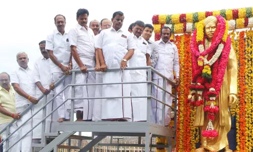 டாஸ்மாக் பிரச்சினைக்கு ஒரு மாதத்தில் தீர்வு காணப்படும்