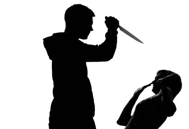 பானிபூரி கடைக்காரருக்கு கத்திக்குத்து