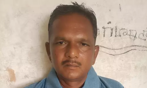 ரூ.2,500 லஞ்சம் வாங்கிய கிராம நிர்வாக அலுவலர் கைது