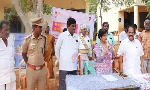 385 அரசு பள்ளிகளை தூய்மைப்படுத்தும் திட்டம்-கலெக்டர் தொடங்கி வைத்தார்