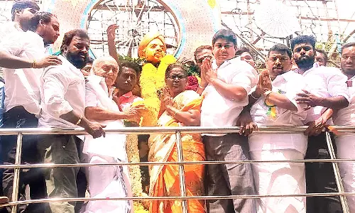 சோழிய வேளாளர் சங்கம் மற்றும் அகில இந்திய வ.உ.சி. பேரவை சார்பில் வ.உ.சி. பிறந்த நாள் விழா