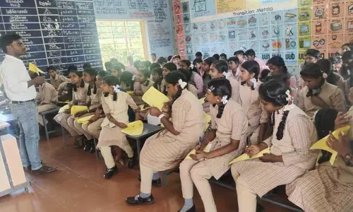 குந்தலாடி அரசு பள்ளியில் திறன் மேம்பாட்டு பயிற்சி முகாம்