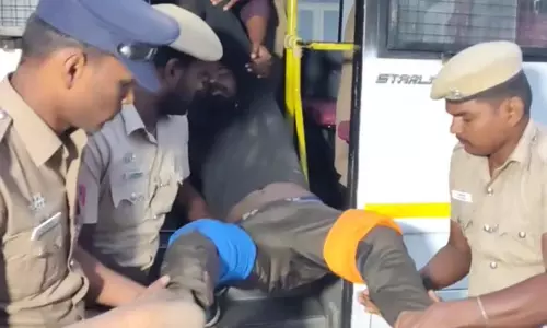 பல்லடம் கொலை வழக்கு: முக்கிய குற்றவாளியான வெங்கடேஷுக்கு 2 கால்கள் முறிவு..! பல்லடம் கொலை வழக்கு: முக்கிய குற்றவாளியான வெங்கடேஷுக்கு 2 கால்கள் முறிவு..!