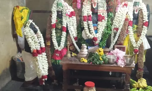 சிறப்பு அலங்காரத்தில் கோதண்டராமர்