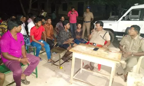 செம்மரம் கடத்தல் குற்றத்தடுப்பு விழிப்புணர்வு கூட்டம் செம்மரம் கடத்தல் குற்றத்தடுப்பு விழிப்புணர்வு கூட்டம்