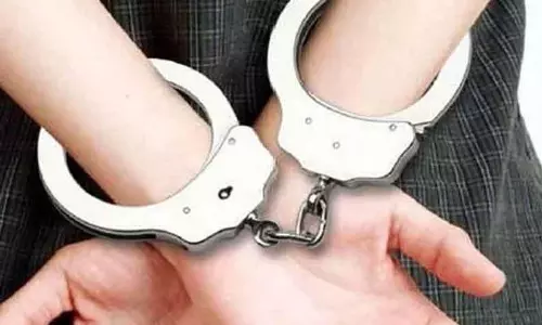 சமையல் தொழிலாளி கொலை வழக்கில் 3 பேர் கைது