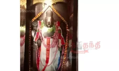 பெருமாள், சிவலிங்கம் மீது சூரிய ஒளி படும் அதிசயம்