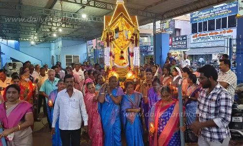 தர்மபுரி தூய இருதய ஆண்டவர் பேராலயத்தில்அன்னை வேளாங்கண்ணி மாதா தேர் பவனிதிரளான கிறிஸ்தவர்கள் பங்கேற்பு
