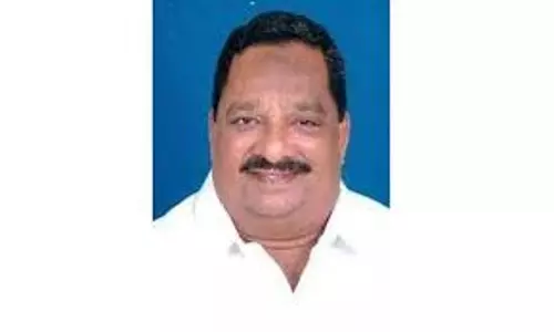 கால்வாய் அமைக்கும் பணிகளை அமைச்சர் ஆர்.காந்தி ஆய்வு