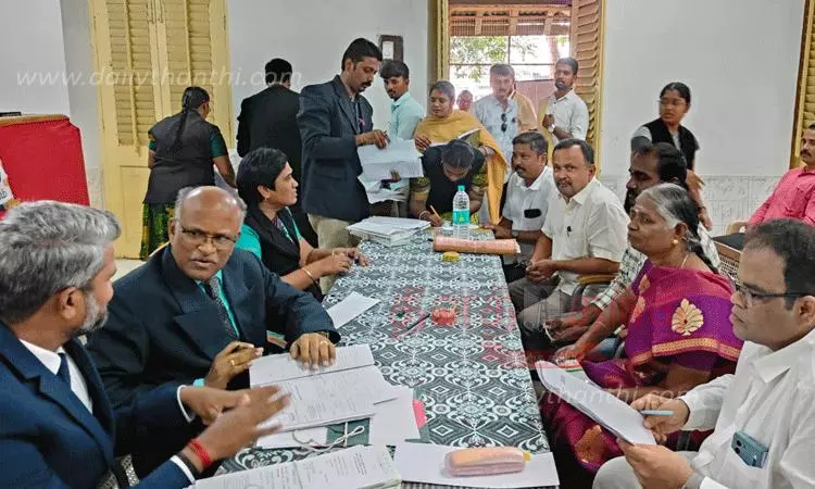 பொள்ளாச்சியில் 643 வழக்குகளுக்கு தீர்வு பொள்ளாச்சியில் 643 வழக்குகளுக்கு தீர்வு