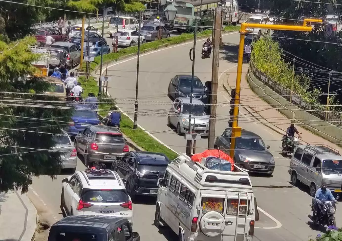 சுற்றுலா பயணிகள் வருகை அதிகரிப்பு