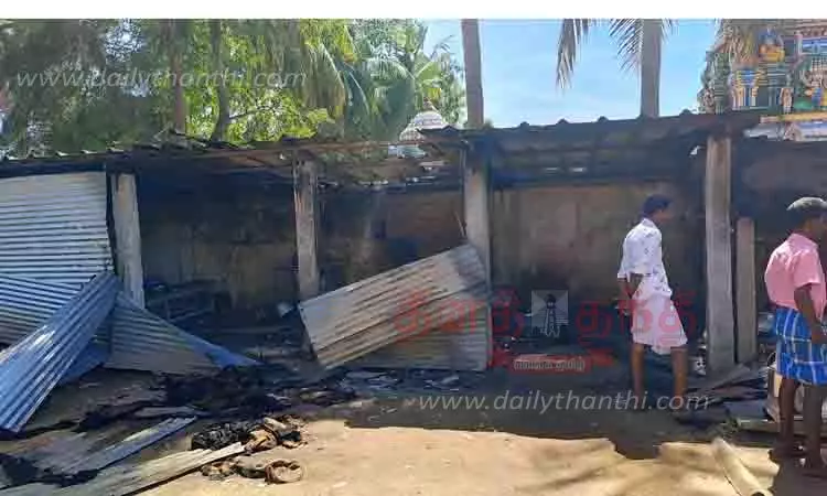 தீ விபத்தில் 6 கடைகள் எரிந்து நாசம்