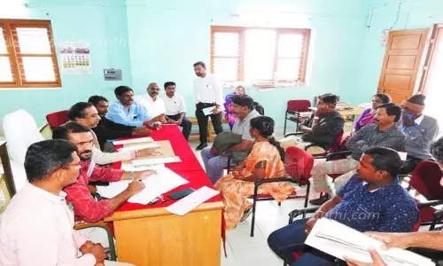 மக்கள் நீதிமன்றத்தில் 205 வழக்குகளுக்கு தீர்வு