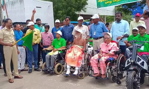 முதுகு தண்டுவடம் பாதித்த மாற்றுத்திறனாளிகள் பேரணி