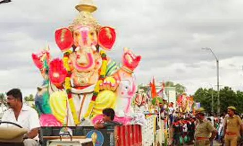 விநாயகர் ஊர்வலம் குறித்து ஆலோசனை