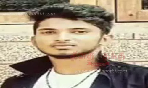 மரம் விழுந்து வாலிபர் பலி