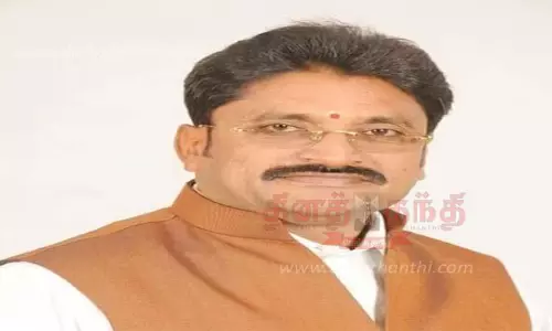 அரசுக்கு எதிராக செயல்படும் முனிசாமி எம்.பி.யின் நடவடிக்கை கண்டிக்கத்தக்கது அரசுக்கு எதிராக செயல்படும் முனிசாமி எம்.பி.யின் நடவடிக்கை கண்டிக்கத்தக்கது