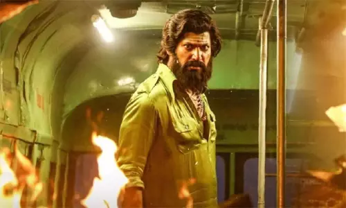 விஷால் படத்தில் நடித்துள்ள சில்க் சுமிதா.. ஆச்சர்யத்தில் ரசிகர்கள் விஷால் படத்தில் நடித்துள்ள சில்க் சுமிதா.. ஆச்சர்யத்தில் ரசிகர்கள்