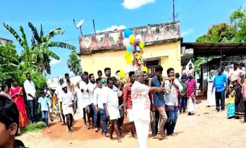 மலைநாச்சி அம்மன் கோவிலில் புரவி எடுப்பு திருவிழா