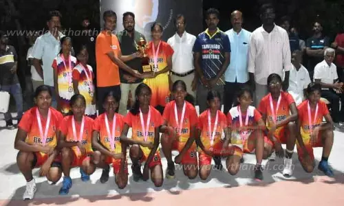 மாவட்ட அளவிலான கூடைப்பந்து போட்டியில் ராஜேந்திரா பள்ளிக்கூட அணி முதல் இடம்