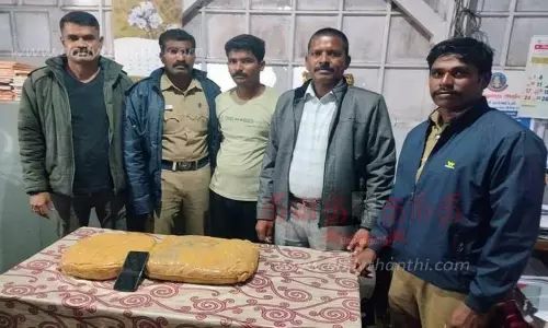 அரசு பஸ்சில் கஞ்சா கடத்திய கேரள வாலிபர் கைது