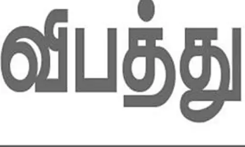 பர்கூர் அருகேலாரி கவிழ்ந்து விபத்து