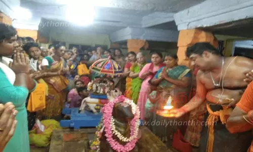 சிவகிரி திருநீலகண்ட சுவாமி கோவிலில் பிரதோஷ வழிபாடு