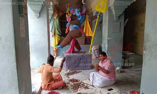 10,008 ருத்ராட்சங்களால் தில்லை நடராஜர் வடிவில் விநாயகர் சிலை