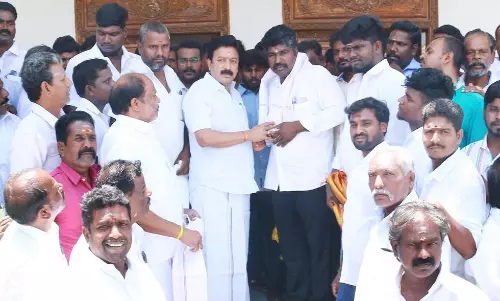 அமைச்சர் உதயநிதிக்கு எந்த தகுதியும் கிடையாது