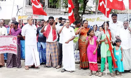 மார்க்சிஸ்ட் கம்யூனிஸ்டு ஆர்ப்பாட்டம்