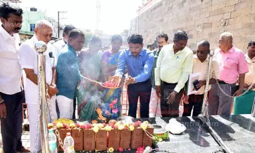 ரூ.49 லட்சம் மதிப்பில் யானை ருக்குவுக்கு மணிமண்டபம் ரூ.49 லட்சம் மதிப்பில் யானை ருக்குவுக்கு மணிமண்டபம்