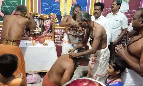 சிவனடியார்கள் ருத்ராட்ச மாலை அணியும் விழா