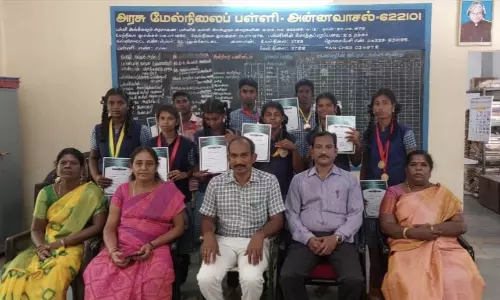 வெற்றி பெற்ற மாணவர்களுக்கு பாராட்டு