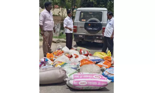 ஆந்திராவுக்கு கடத்த இருந்த ரேஷன் அரிசி பறிமுதல்