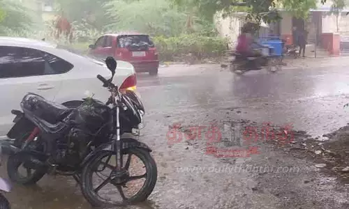 காரைக்குடி பகுதியில் ஒரு மணி நேரம் மழை  விவசாயிகள் மகிழ்ச்சி