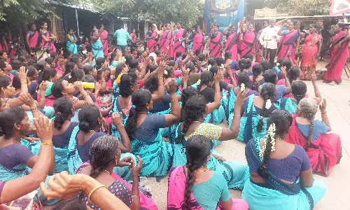 அங்கன்வாடி ஊழியர்கள் ஆர்ப்பாட்டம்