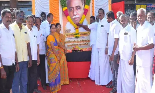 தூத்துக்குடிமாவட்டத்தில் அண்ணா பிறந்த நாள் விழா கொண்டாட்டம்