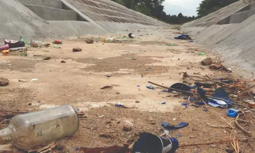 மதுபிரியர்களின் அட்டகாசம்...குமுறும் விவசாயிகள்