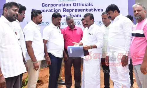 ஓசூரில் ரூ.32 லட்சத்தில் அங்கன்வாடி மையம் கட்டும் பணி