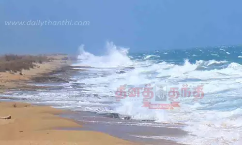 கடல் சீற்றத்தால் மீன்பிடி தொழில் பாதிப்பு